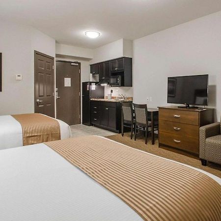 Royal Suites Estevan Экстерьер фото